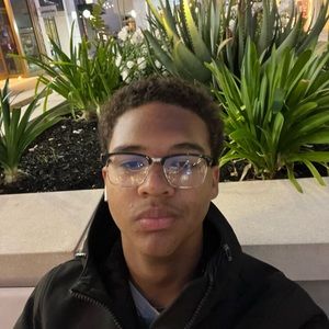 Meet your Posher, Aj